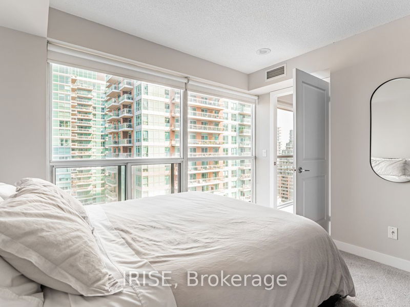  1602 - 100 Western Battery Rd  Toronto, M6K 3S2 | Image 6