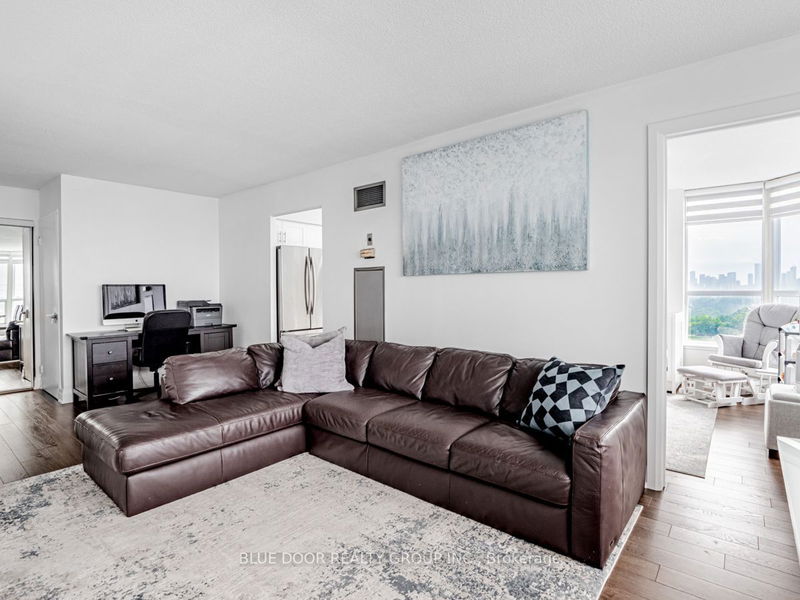  1004 - 21 Overlea Blvd  Toronto, M4H 1P2 | Image 11