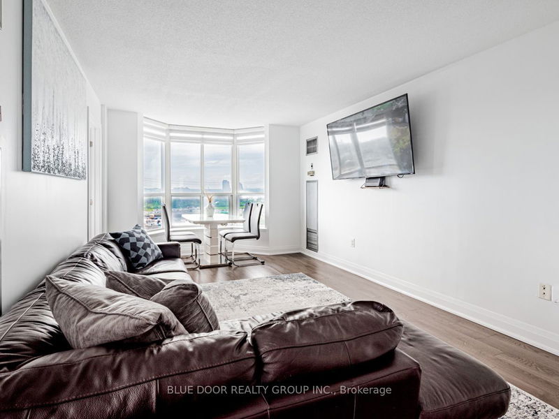  1004 - 21 Overlea Blvd  Toronto, M4H 1P2 | Image 8