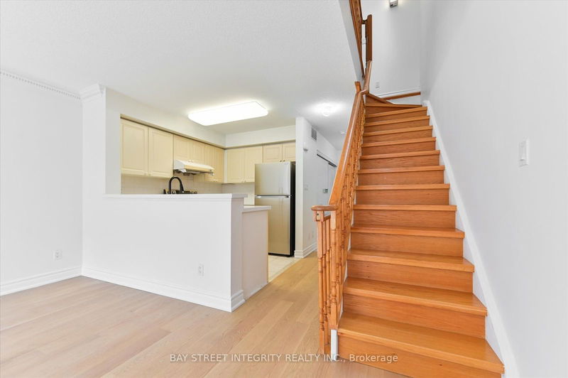 506 Grandview Way  Toronto, M2N 6V4 | Image 21