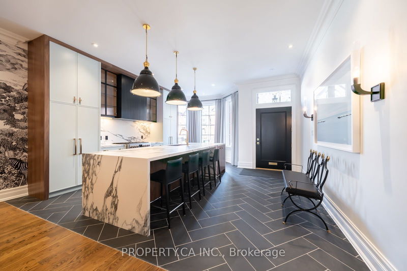 43 Bernard Ave  Toronto, M5R 1R3 | Image 5