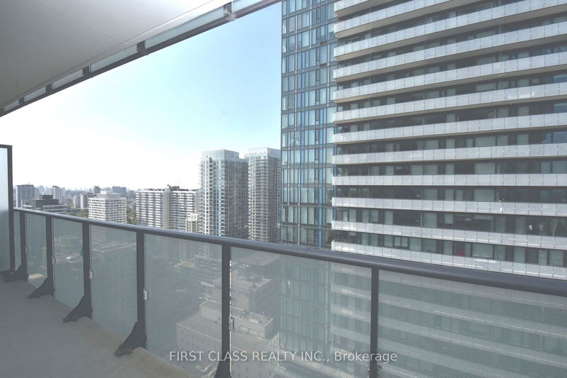  2712 - 185 Roehampton Ave  Toronto, M4P 2K5 | Image 14