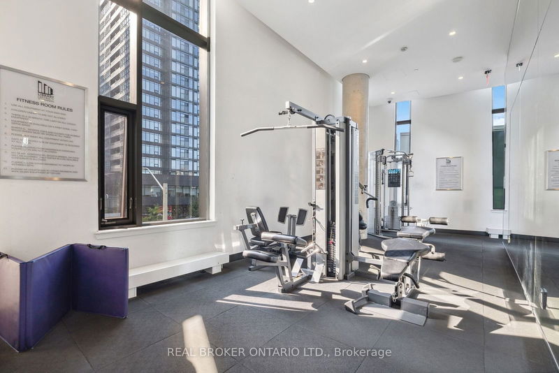  303 - 170 Fort York Blvd  Toronto, M5V 0E6 | Image 25