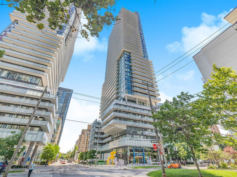  3602 - 161 Roehampton Ave  Toronto, M4P 1P9 | Image 2