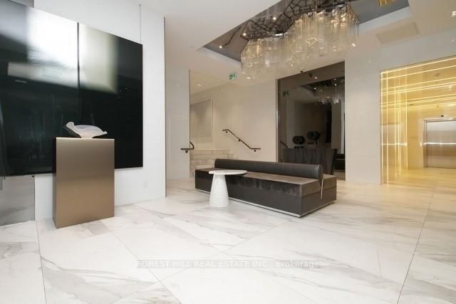 614 - 6 Parkwood Ave, Toronto, M4V 0A3 | Image 2