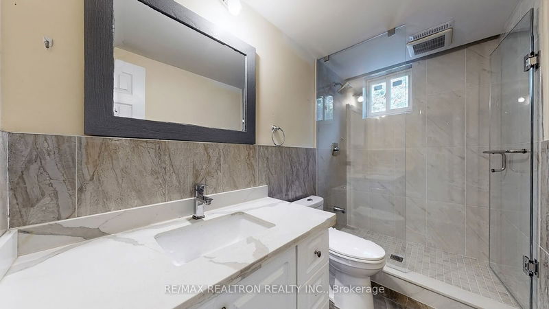 72 Mosedale Cres  Toronto, M2J 3A4 | Image 30