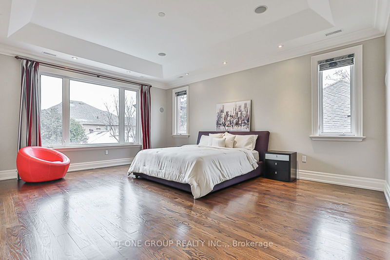 49 Pheasant Rd  Toronto, M2M 3H1 | Image 19