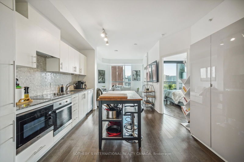  625 - 23 Glebe Rd W Toronto, M5P 0A1 | Image 3