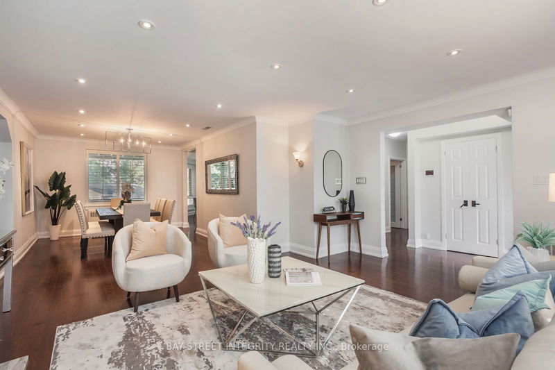 10 Stuart Ave  Toronto, M2N 1B1 | Image 2