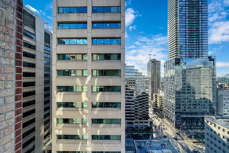  2306 - 55 Centre Ave  Toronto, M5G 1R4 | Image 22