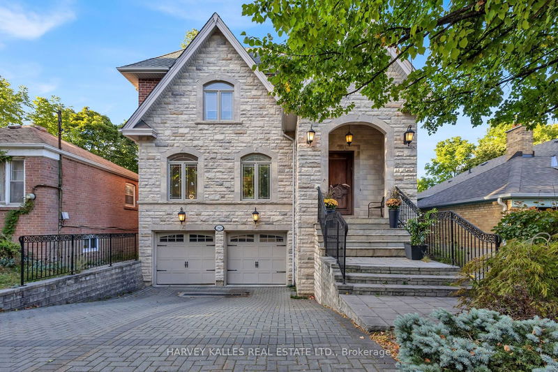 202 Cameron Ave  Toronto, M2N 1E5 | Image 1