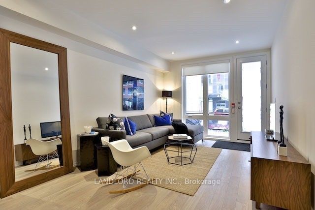 home for lease on 4-58 Dovercourt Road