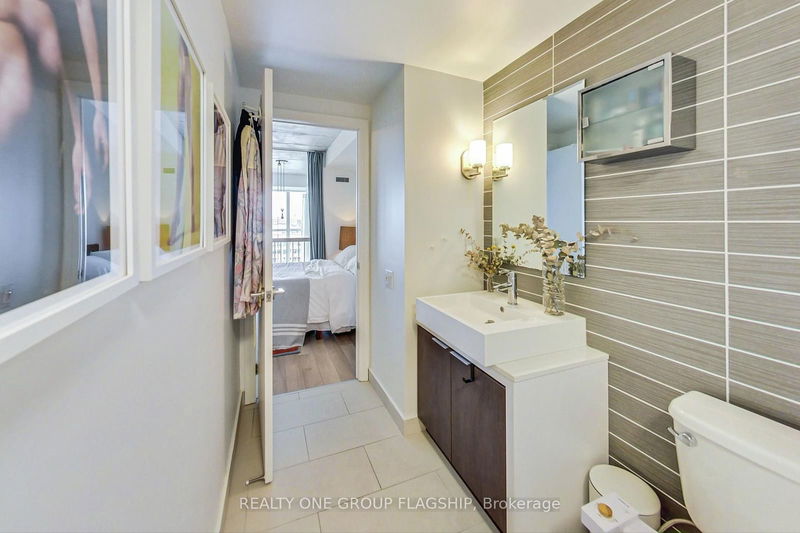  617 - 5 Hanna Ave  Toronto, M6K 0B3 | Image 27