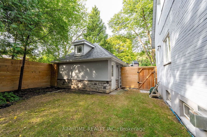 39 Addison Cres  Toronto, M3B 1K7 | Image 29