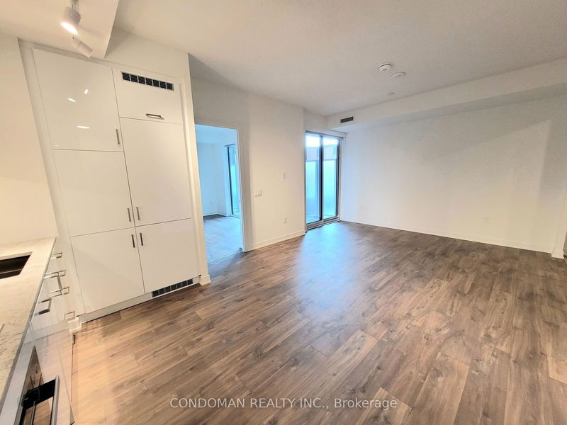 home for lease on 304-9 Tecumseth Street