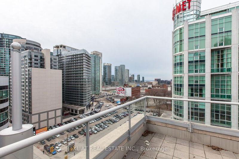  1122 - 270 Wellington St W Toronto, M5V 3P5 | Image 33