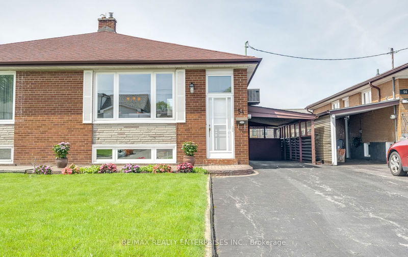 54 Pinebrook Ave  Toronto, M4A 1Z2 | Image 1