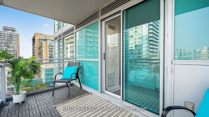  811 - 100 Western Battery Rd  Toronto, M6K 3S2 | Image 13