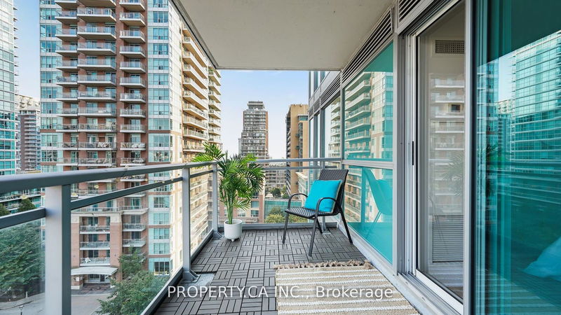  811 - 100 Western Battery Rd  Toronto, M6K 3S2 | Image 14