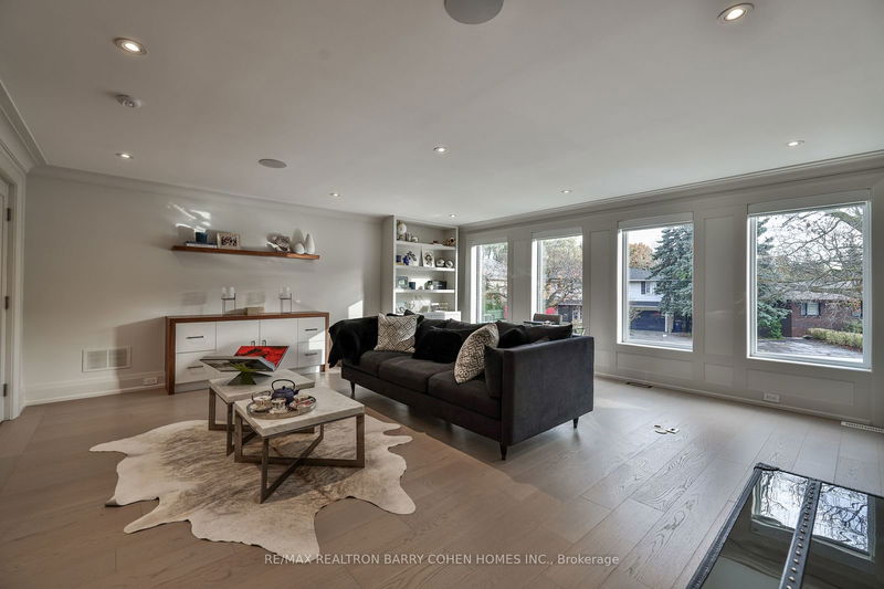 6 Stubbs Dr  Toronto, M2L 2R1 | Image 17