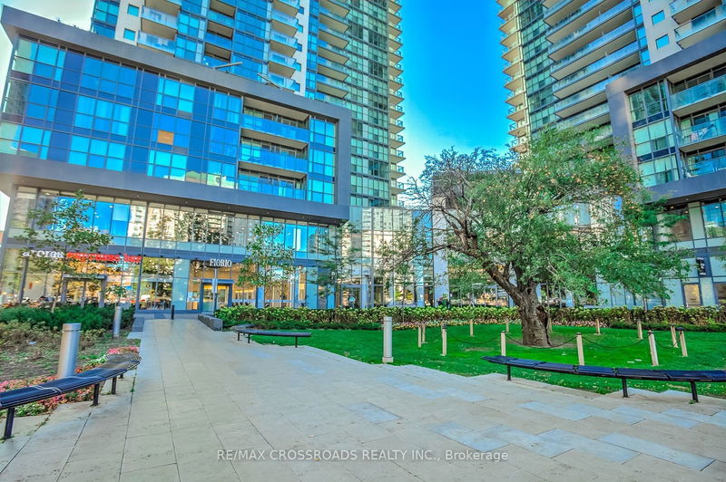  3006 - 5168 Yonge St  Toronto, M2N 0G1 | Image 1