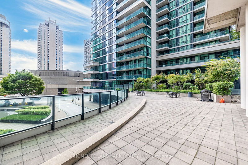  1711 - 18 Harbour St  Toronto, M5J 2Z6 | Image 24