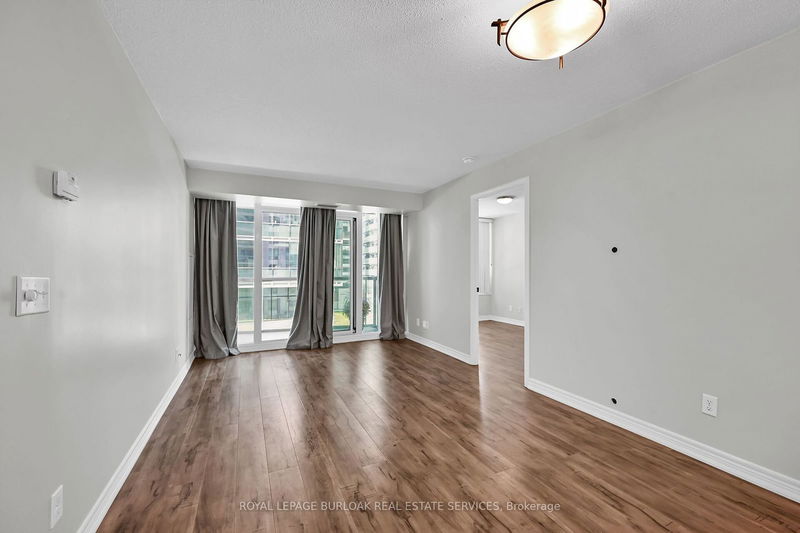  709 - 30 Grand Trunk Cres  Toronto, M5J 3A4 | Image 14