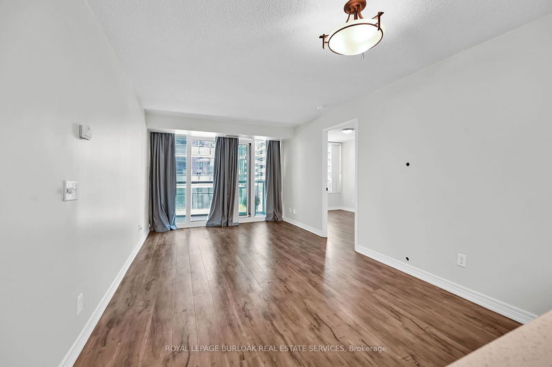  709 - 30 Grand Trunk Cres  Toronto, M5J 3A4 | Image 20