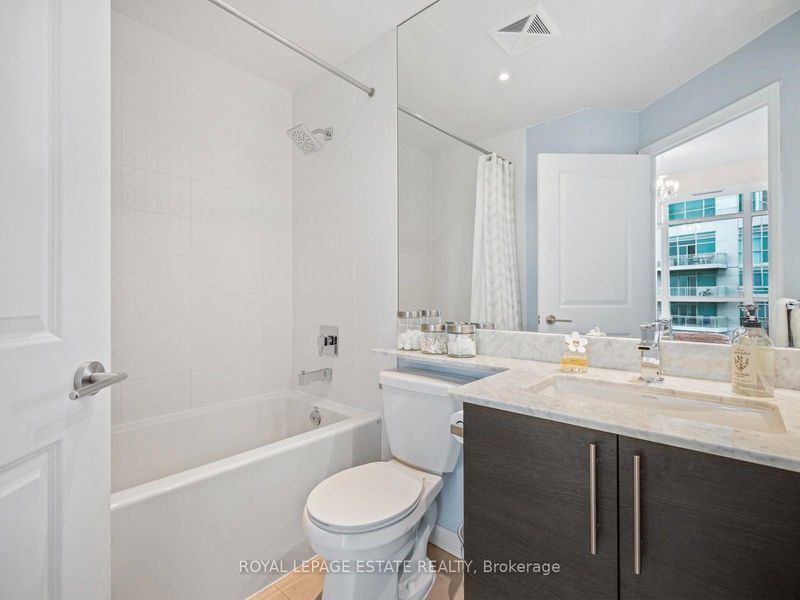  2404 - 125 Western Battery Rd  Toronto, M6K 3R8 | Image 12