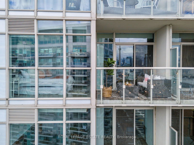  2404 - 125 Western Battery Rd  Toronto, M6K 3R8 | Image 16