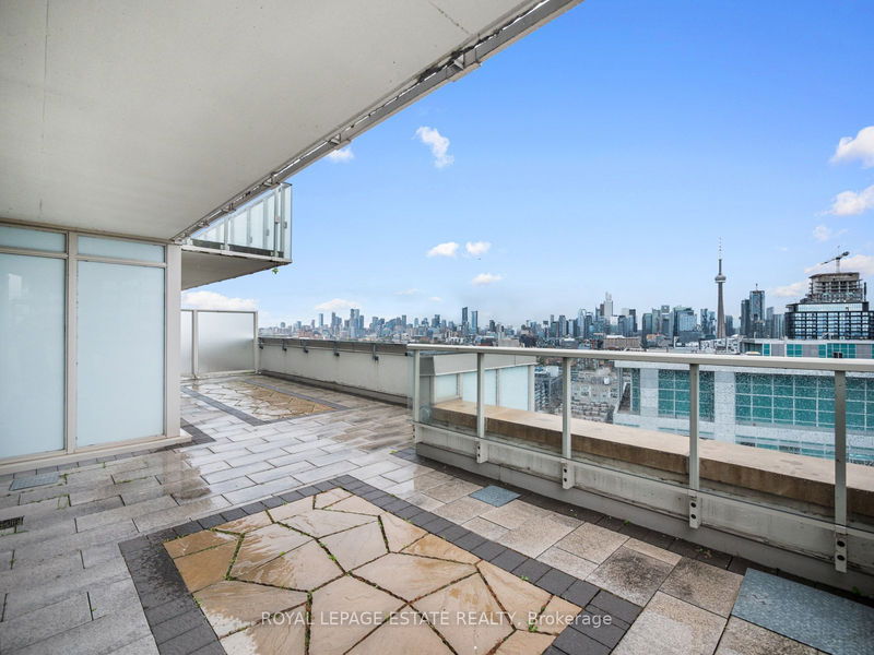  2404 - 125 Western Battery Rd  Toronto, M6K 3R8 | Image 22