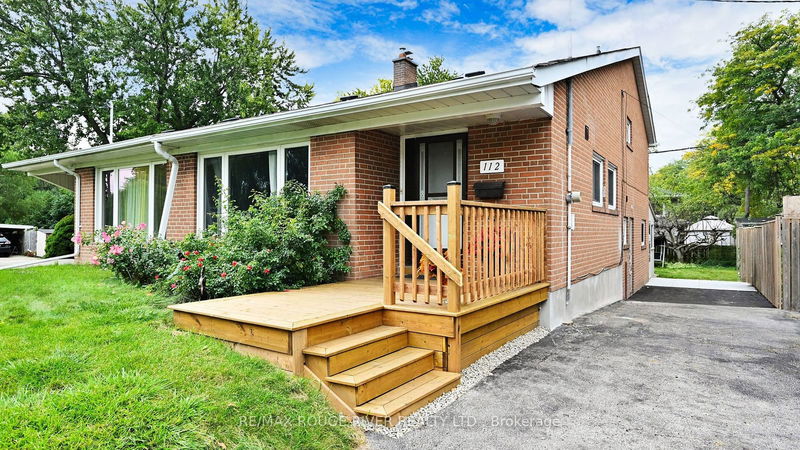 112 Billington Cres  Toronto, M3A 2G6 | Image 2