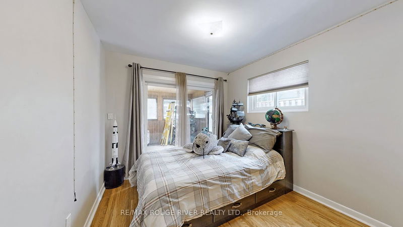 112 Billington Cres  Toronto, M3A 2G6 | Image 25