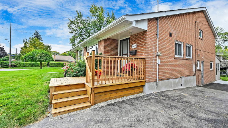 112 Billington Cres  Toronto, M3A 2G6 | Image 3