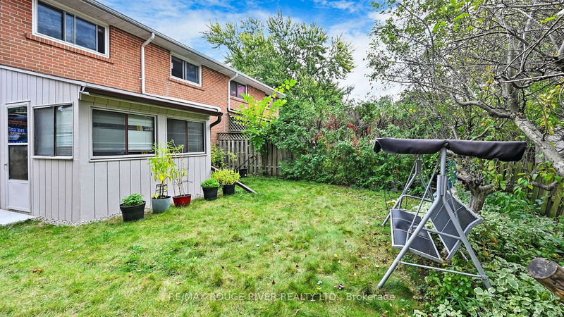 112 Billington Cres  Toronto, M3A 2G6 | Image 37