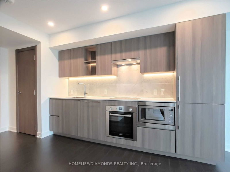  3509 - 17 BATHURST St  Toronto, M6A 2E1 | Image 3