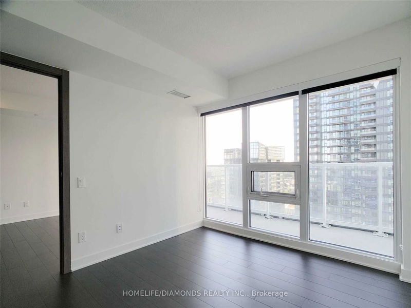  3509 - 17 BATHURST St  Toronto, M6A 2E1 | Image 5