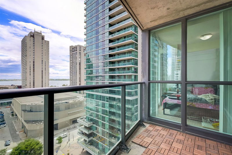  1209 - 18 Harbour St  Toronto, M5J 2Z6 | Image 18