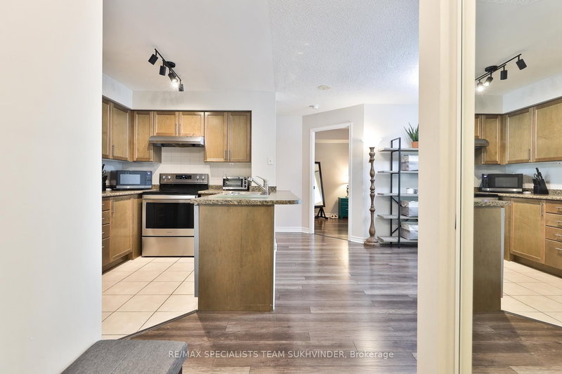 2201 - 18 Spring Garden Ave, Toronto, M2N 7M2 | Image 2