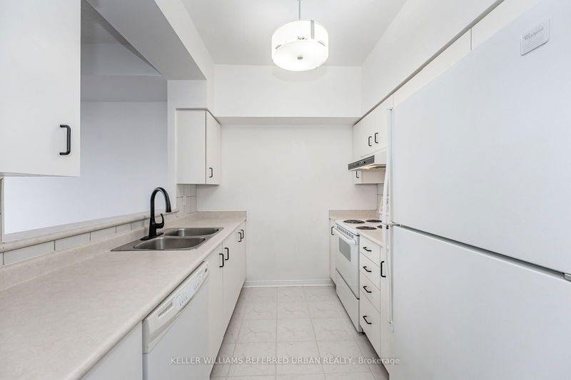  Ph 05 - 70 Mill St  Toronto, M5A 4R1 | Image 8