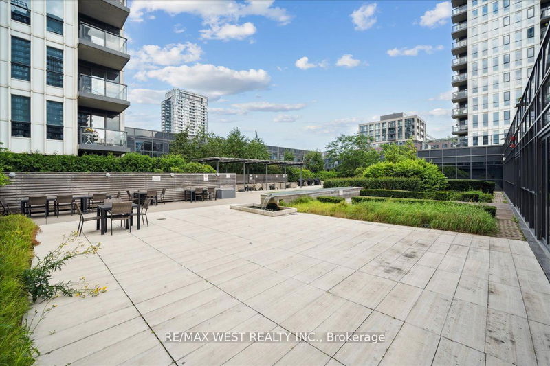  1101 - 170 Sumach St  Toronto, M5A 0C3 | Image 15