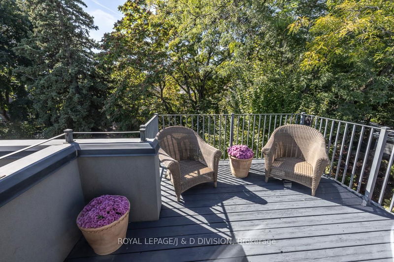 44 Standish Ave  Toronto, M4W 3B1 | Image 28