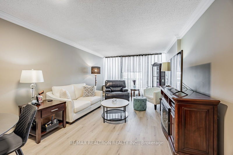  518E - 30 Fashion Roseway   Toronto, M2N 6B4 | Image 11