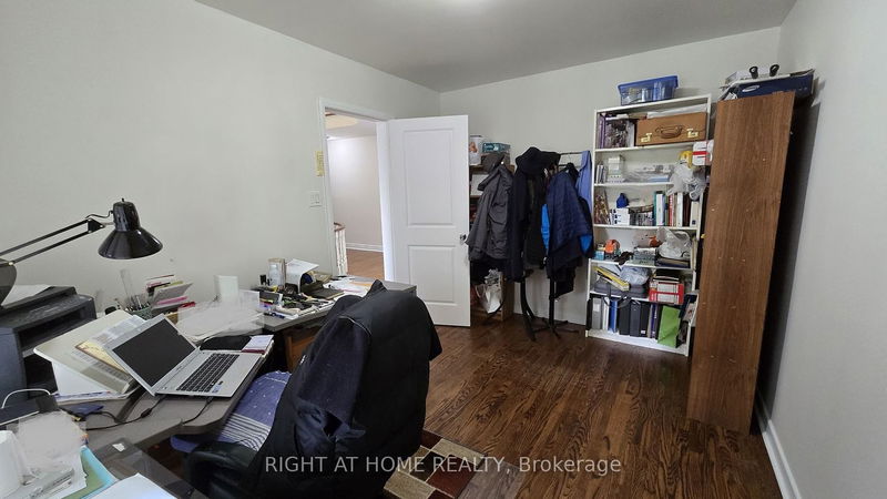 236 York Mills Rd  Toronto, M2L 1L1 | Image 15