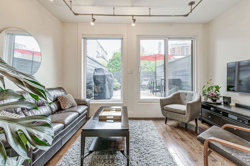 339 Mutual St  Toronto, M4Y 1X6 | Image 30