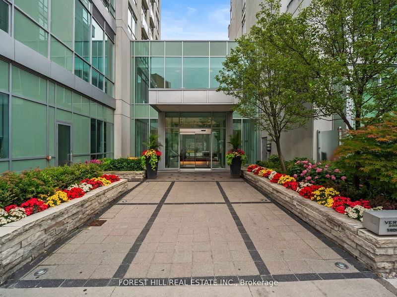  1008 - 120 Homewood Ave  Toronto, M4Y 2J3 | Image 2