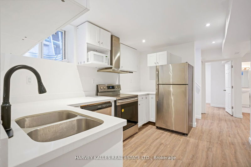 148 Roselawn Ave  Toronto, M4R 1E6 | Image 22