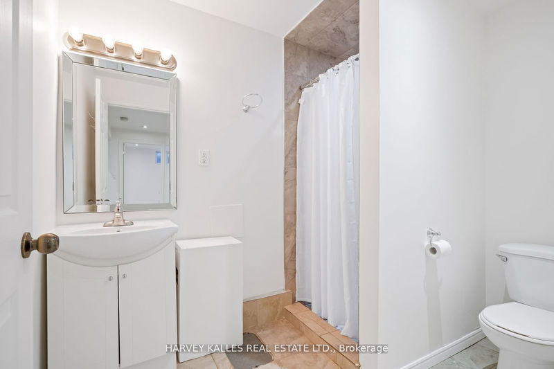 148 Roselawn Ave  Toronto, M4R 1E6 | Image 30