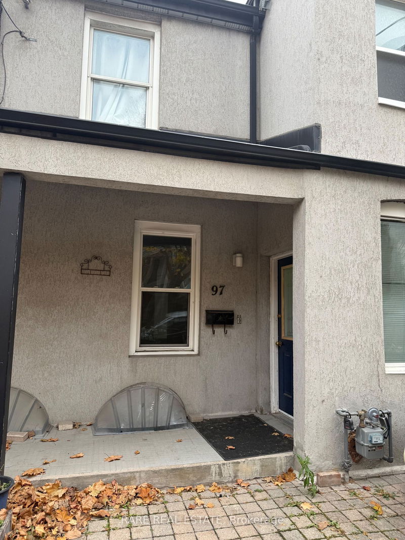 home for lease on 1-97 Trinity Street