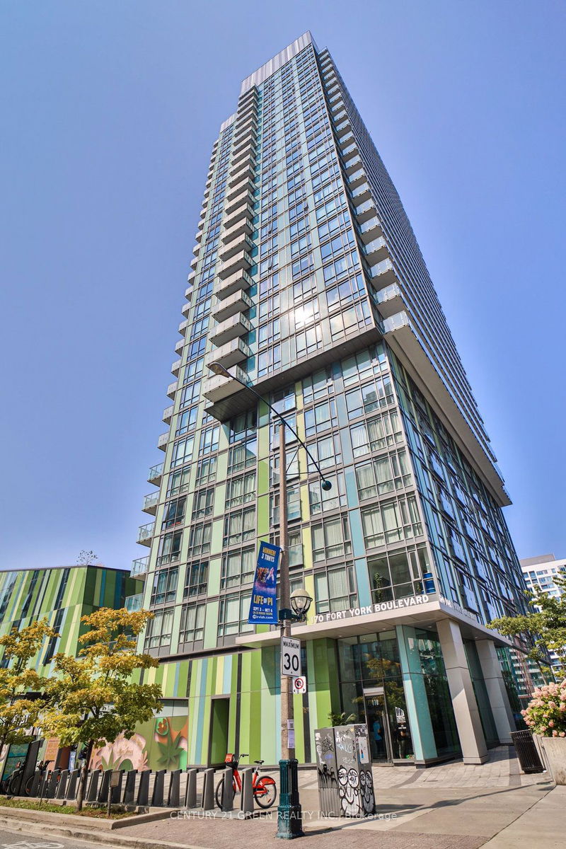  2404 - 170 Fort York Blvd  Toronto, M5V 0E6 | Image 1